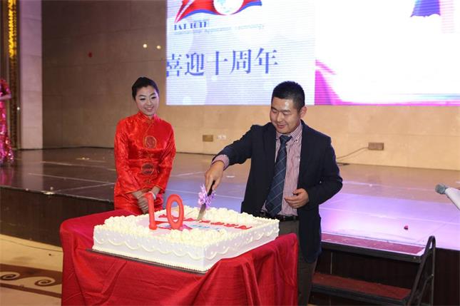 佛山活动策划公司,佛山演出公司,企业年会策划,公司年会节目